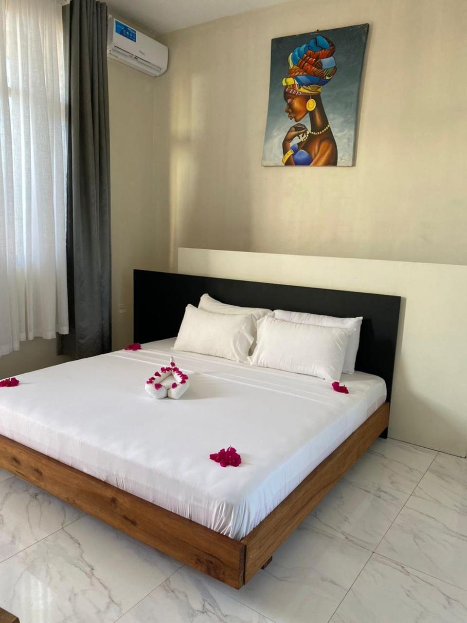 Ocean Breeze Hotel 눙귀 외부 사진